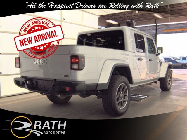 2023 Jeep Gladiator Overland