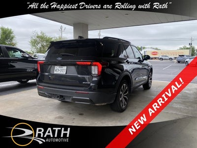 2025 Ford Explorer ST-Line