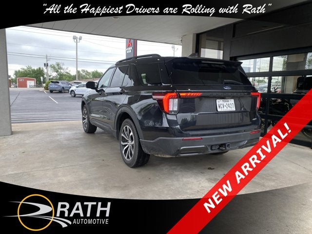 2025 Ford Explorer ST-Line