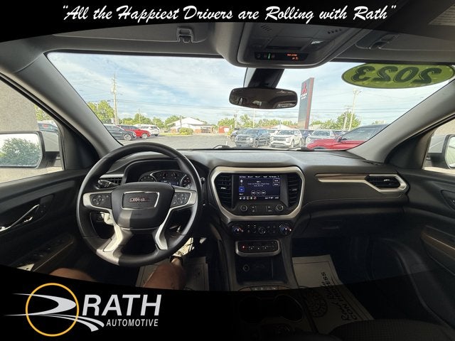 2023 GMC Acadia SLE