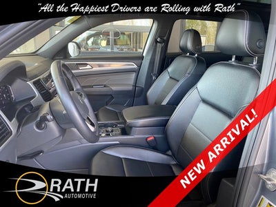 2022 Volkswagen Atlas Cross Sport 3.6L V6 SE with Technology