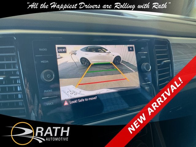 2022 Volkswagen Atlas Cross Sport 3.6L V6 SE with Technology