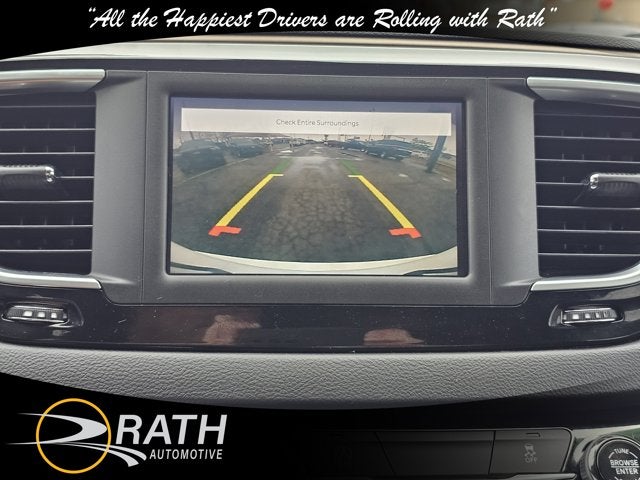 2022 Chrysler Voyager LX