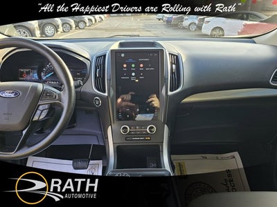 2022 Ford Edge SE