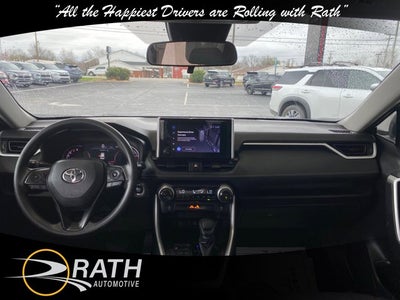 2024 Toyota RAV4 XLE