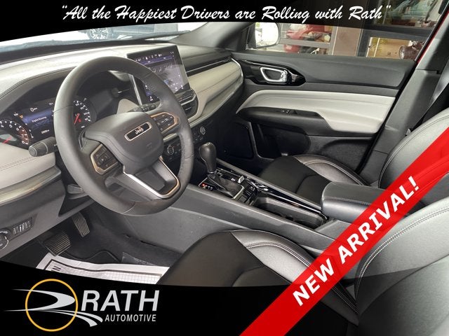 2025 Jeep Compass Limited - Photo 13