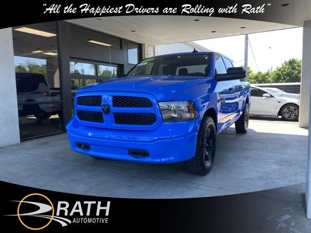 2021 RAM 1500 Classic Tradesman 4x4 Crew Cab 5'7's photo