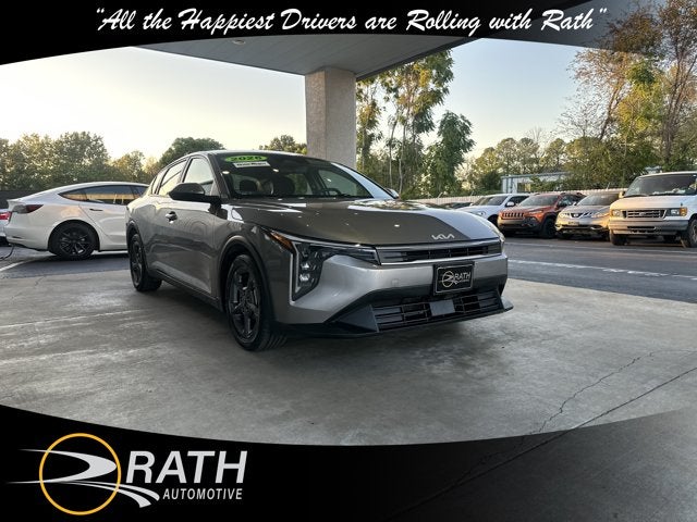 2026 Kia K4 LXS