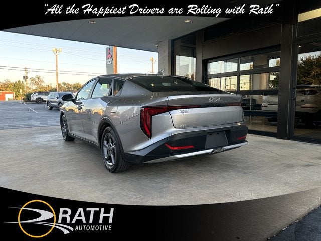 2026 Kia K4 LXS