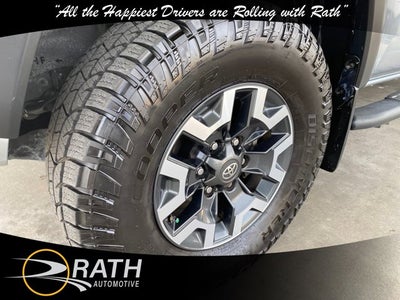 2022 Toyota Tacoma 4WD TRD Off Road