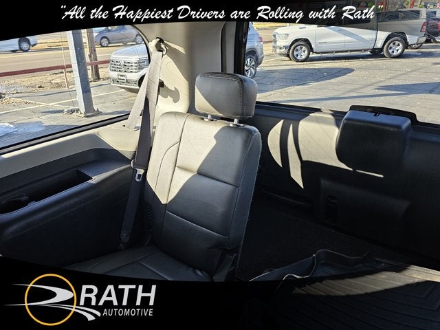 2013 Nissan Armada SV