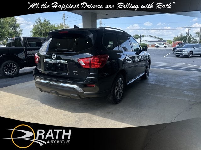 2020 Nissan Pathfinder SL