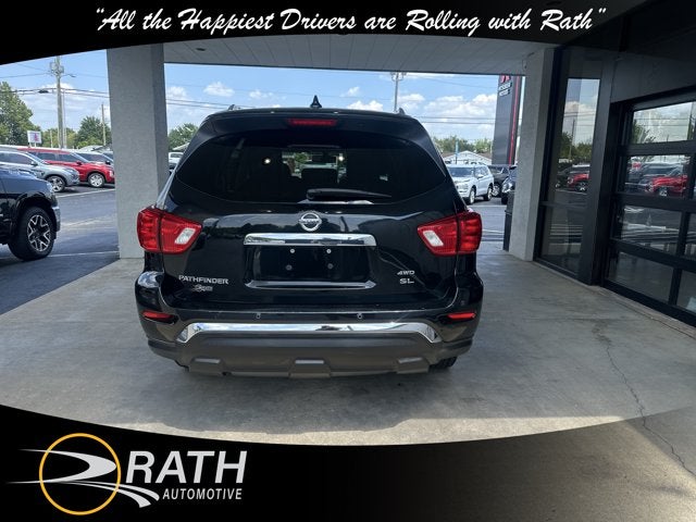 2020 Nissan Pathfinder SL
