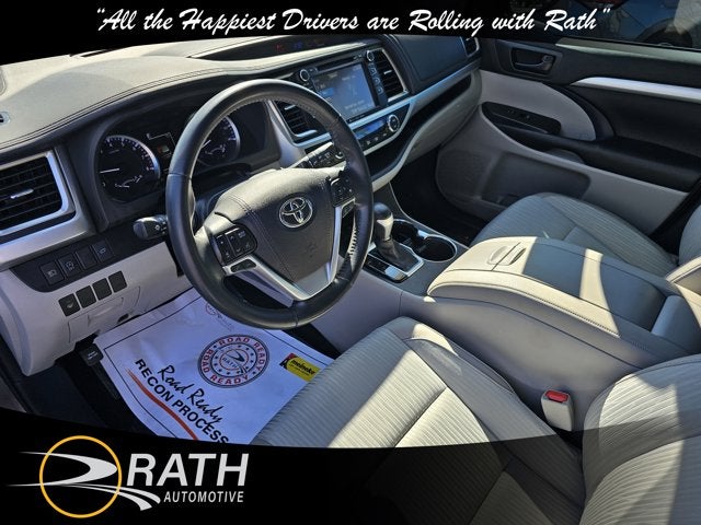 2019 Toyota Highlander LE