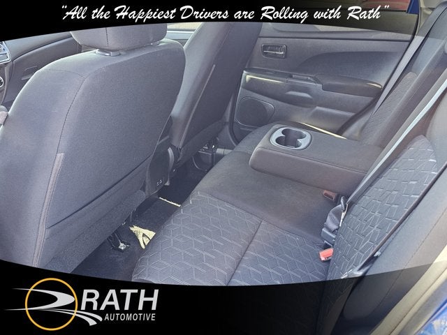 2023 Mitsubishi Outlander Sport LE