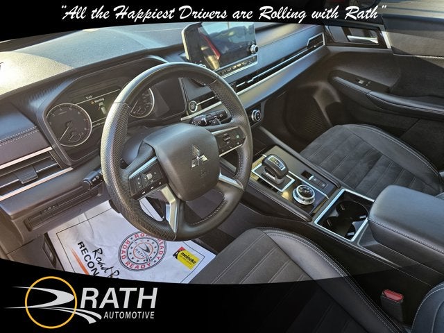 2024 Mitsubishi Outlander SE