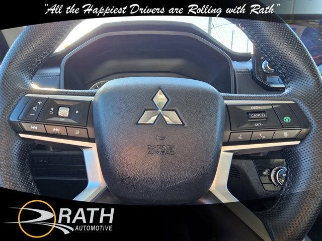 2024 Mitsubishi Outlander SE