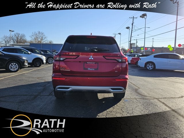 2024 Mitsubishi Outlander SE