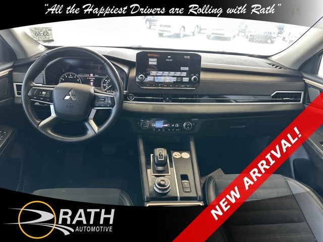 2024 Mitsubishi Outlander SE