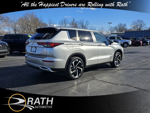 2024 Mitsubishi Outlander SE