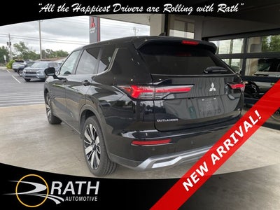 2025 Mitsubishi Outlander SE