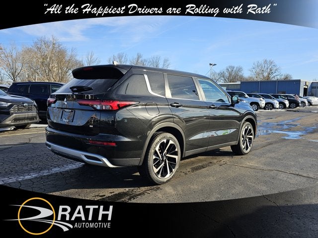 2024 Mitsubishi Outlander SE