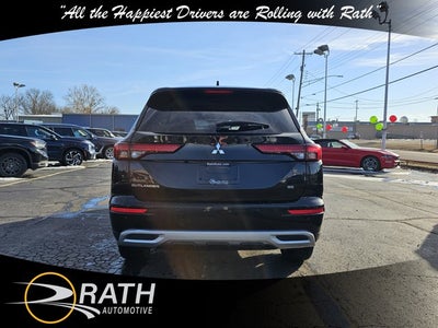 2024 Mitsubishi Outlander SE