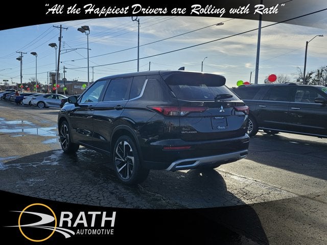 2024 Mitsubishi Outlander SE