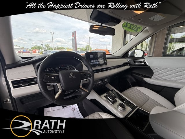 2022 Mitsubishi Outlander SEL