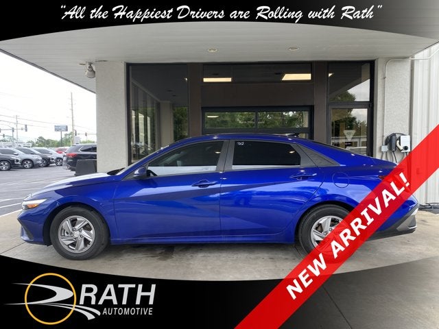 2025 Hyundai Elantra SE