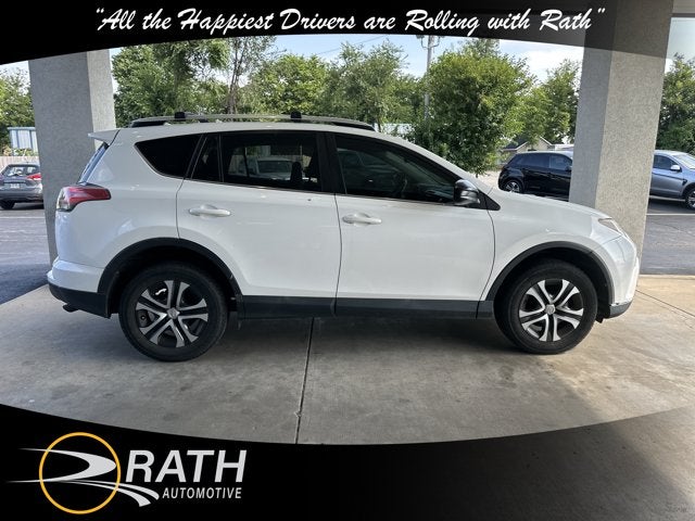2016 Toyota RAV4 LE