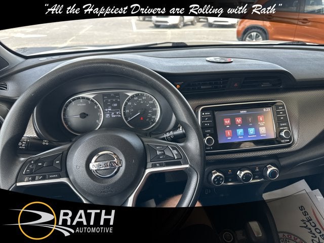 2020 Nissan Kicks S