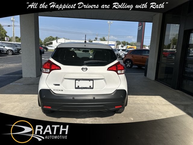 2020 Nissan Kicks S