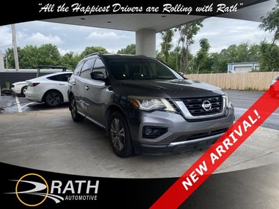 2020 Nissan Pathfinder S