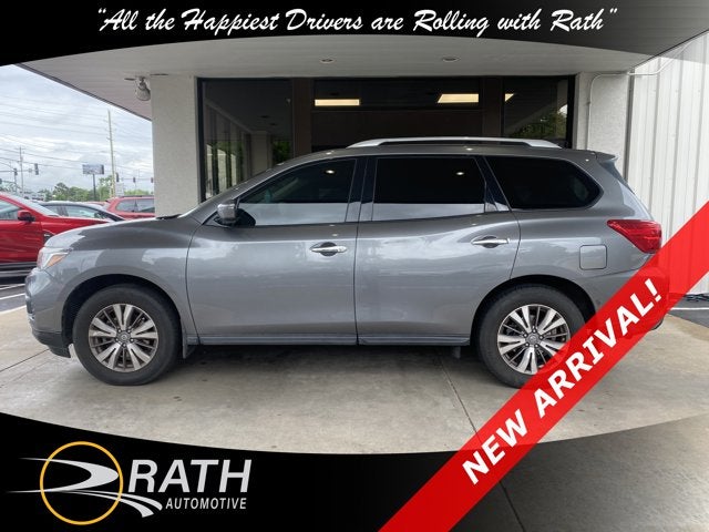 2020 Nissan Pathfinder S
