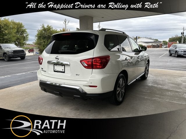 2020 Nissan Pathfinder SV