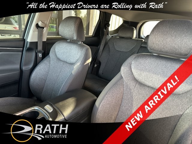 2023 Hyundai Santa Fe SE