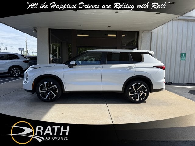 2024 Mitsubishi Outlander SE