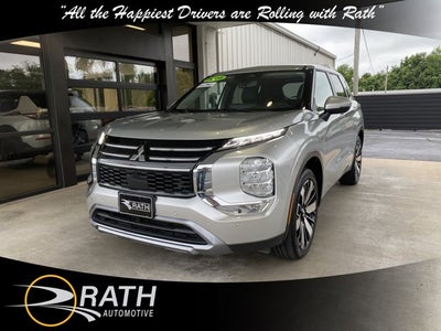 2025 Mitsubishi Outlander SE