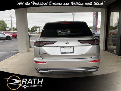 2025 Mitsubishi Outlander SE